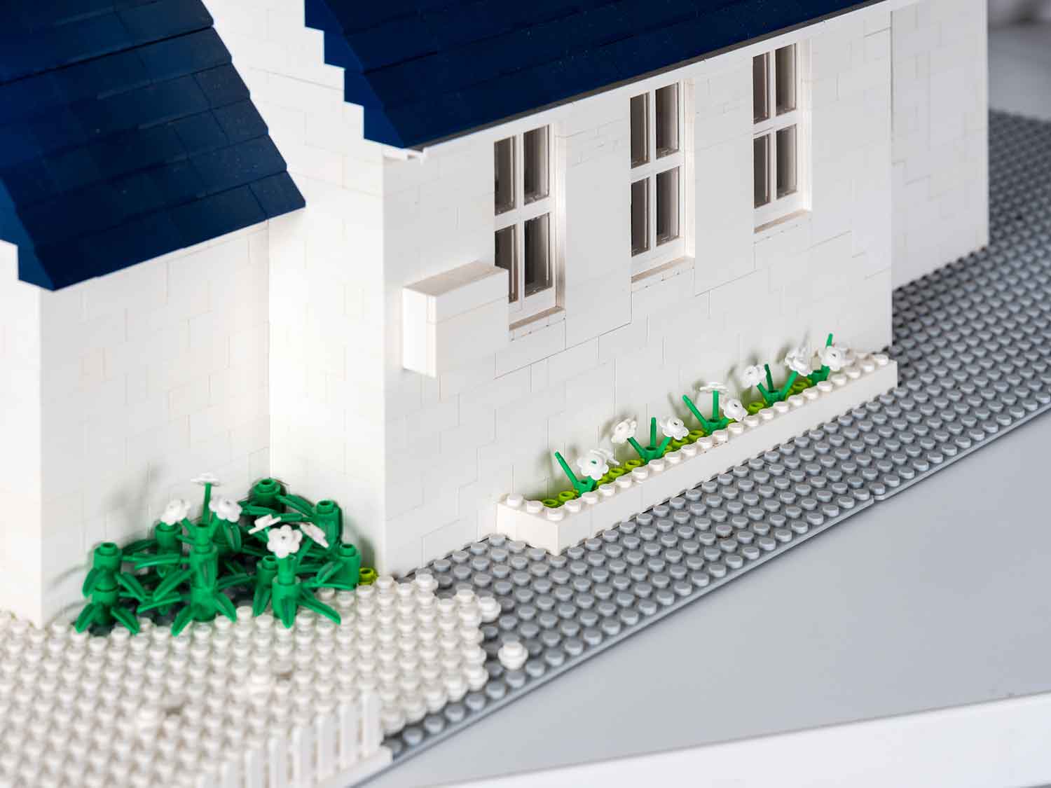 Little White Wedding Chapel MOC